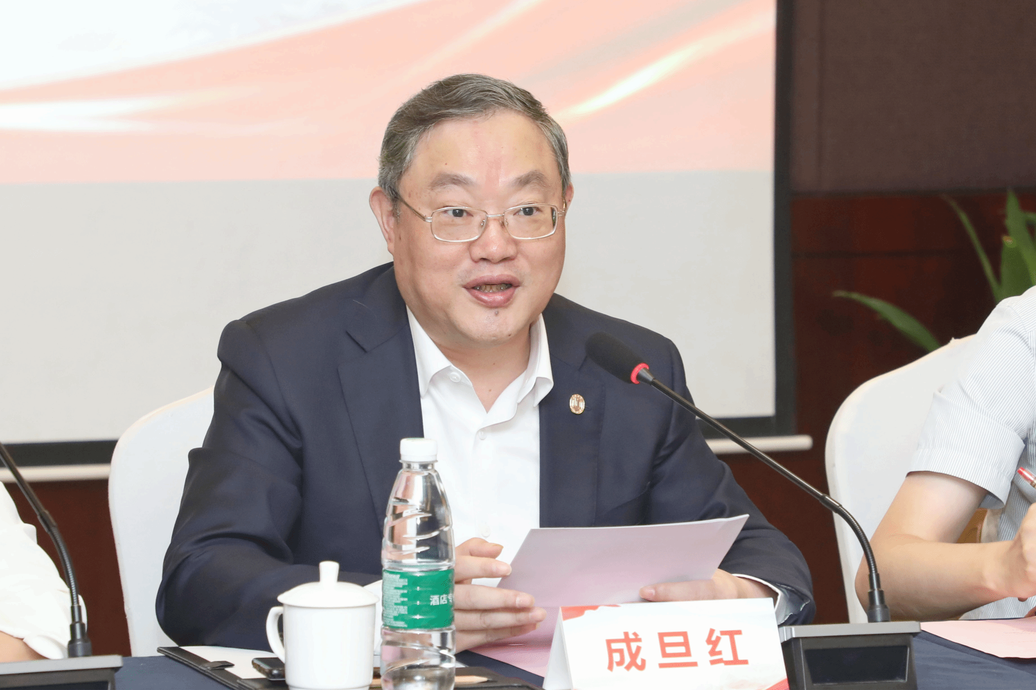 图片2.png 图片2.png